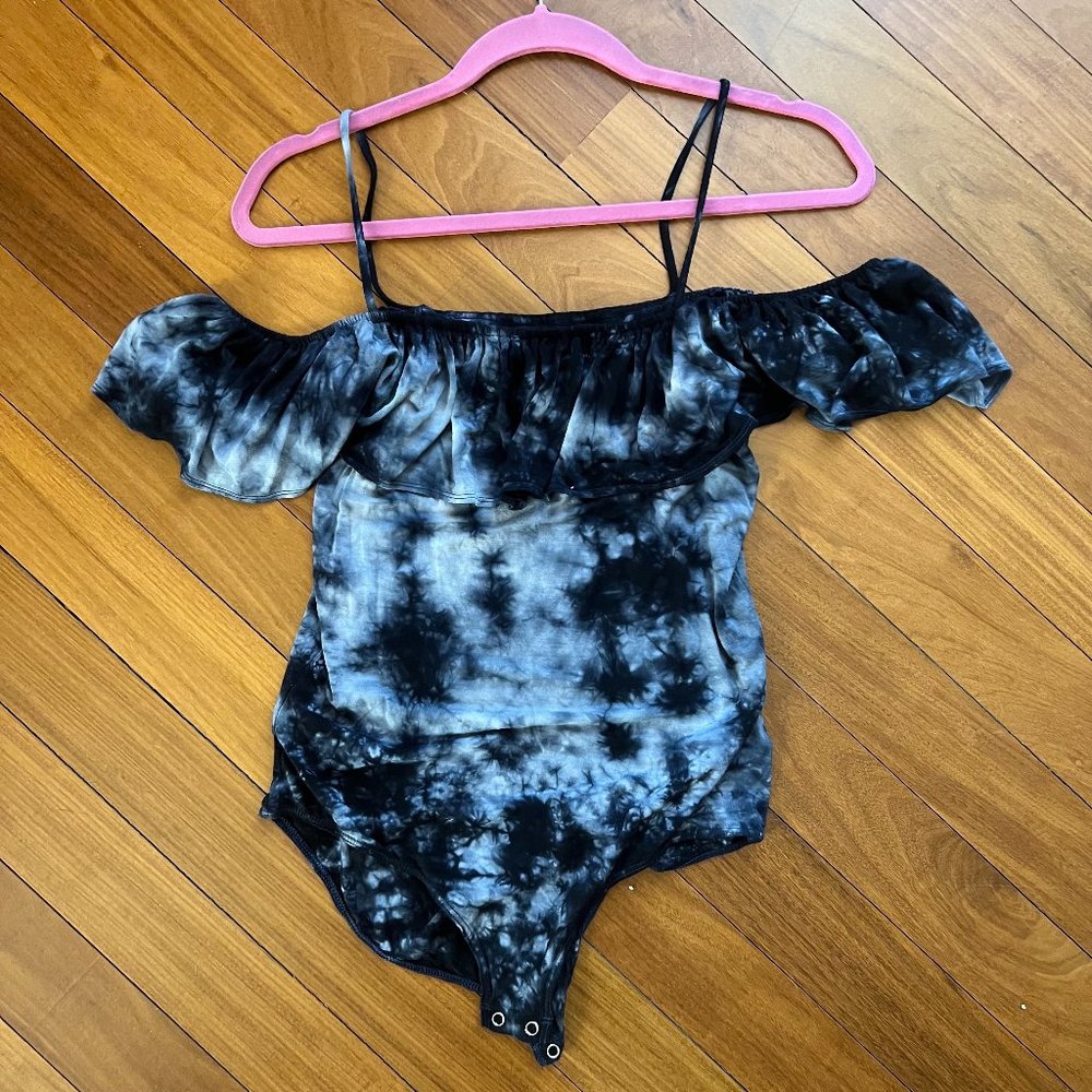 Off-the-Shoulder Tye Dye Body Suit AE
